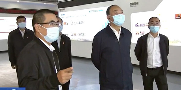 广东省委书记黄坤明到mg冰球突破